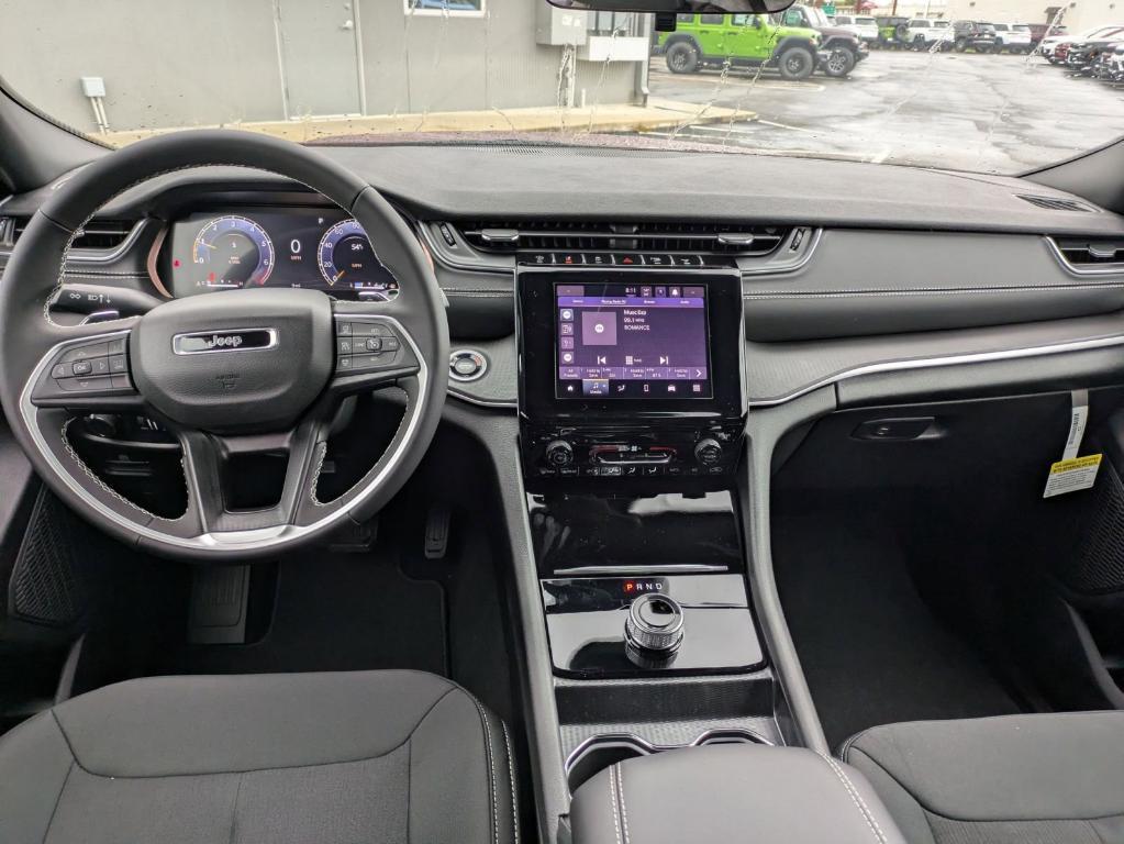 new 2025 Jeep Grand Cherokee L car, priced at $34,125