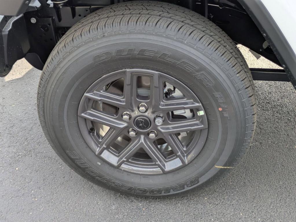 new 2025 Jeep Gladiator car, priced at $38,560