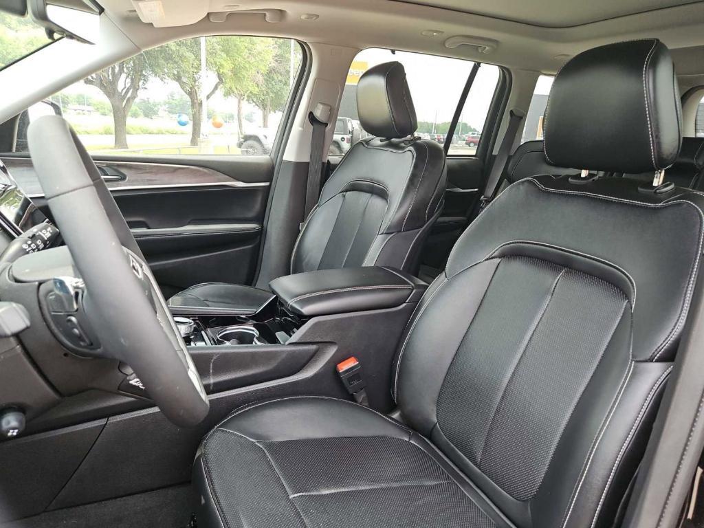 used 2022 Jeep Grand Cherokee 4xe car, priced at $46,125