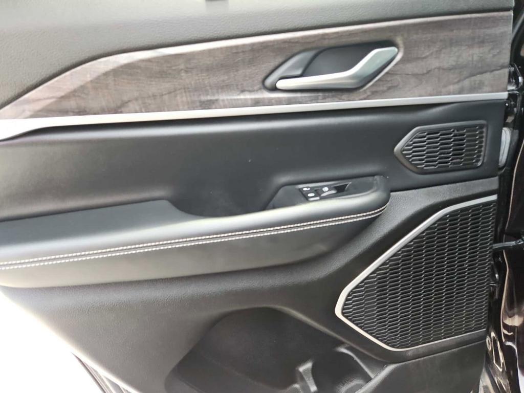 used 2022 Jeep Grand Cherokee 4xe car, priced at $46,125