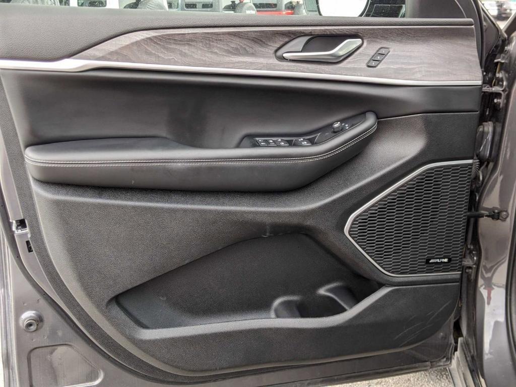 used 2022 Jeep Grand Cherokee 4xe car, priced at $46,025