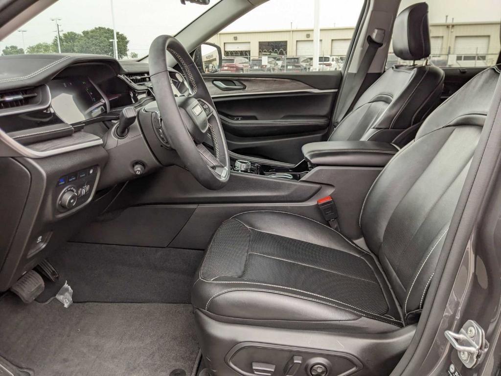 used 2022 Jeep Grand Cherokee 4xe car, priced at $46,025
