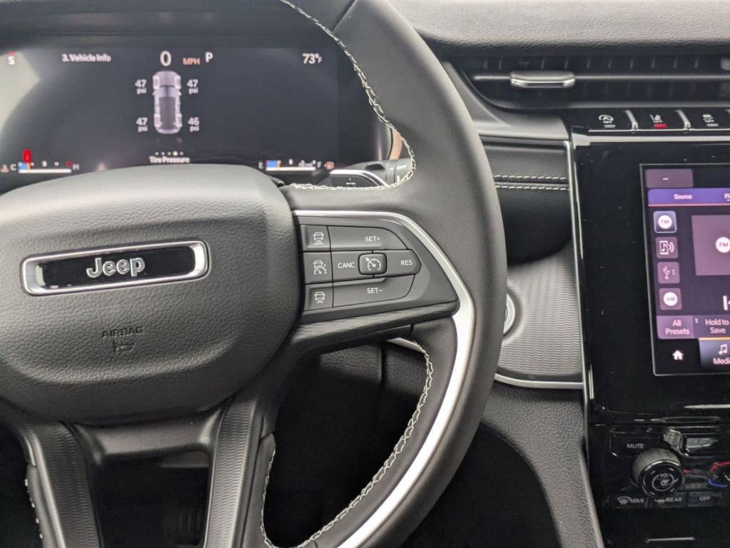 new 2025 Jeep Grand Cherokee car, priced at $28,370