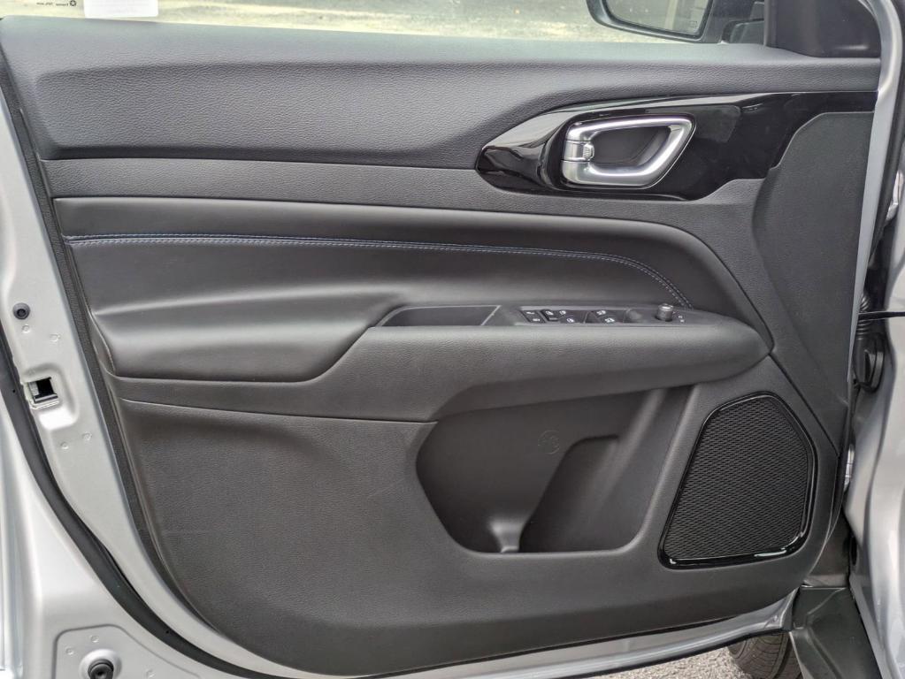 new 2026 Jeep Compass car, priced at $28,580