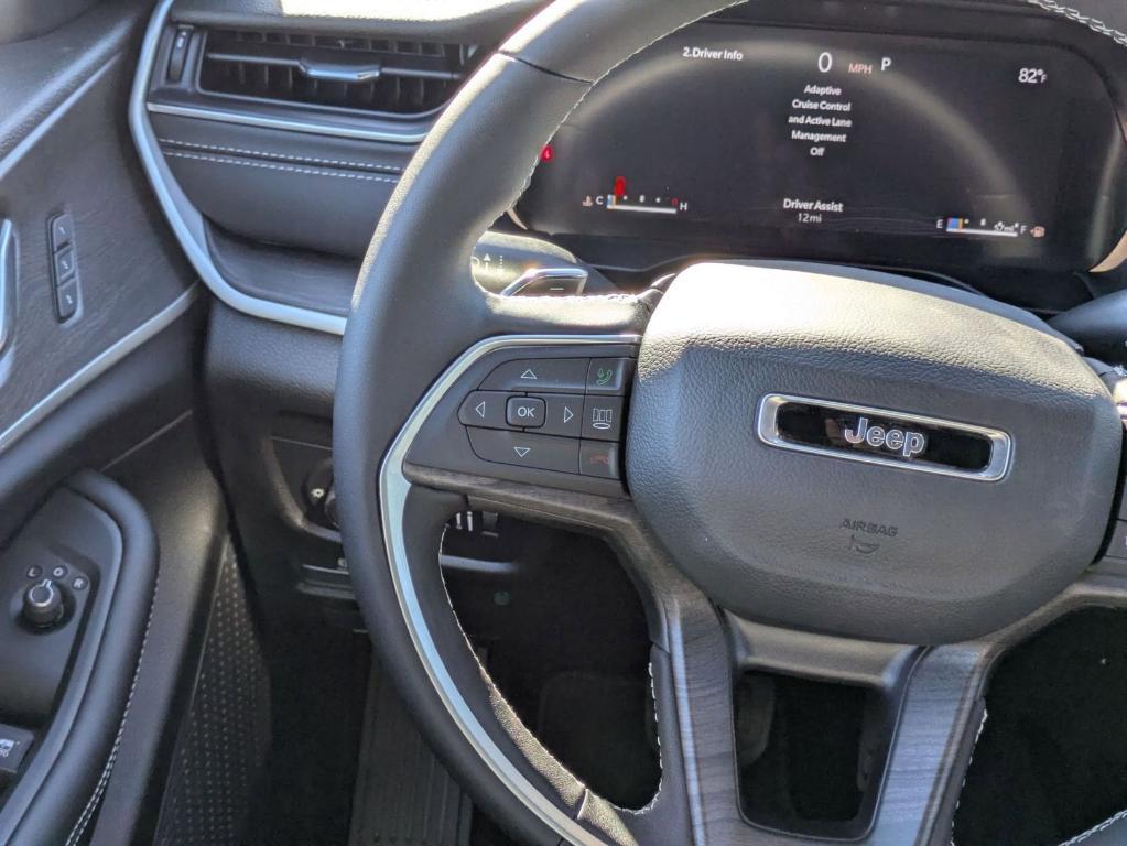 new 2025 Jeep Grand Cherokee L car, priced at $43,125