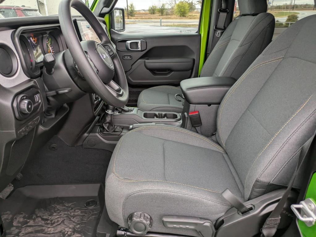 new 2026 Jeep Wrangler car, priced at $36,645