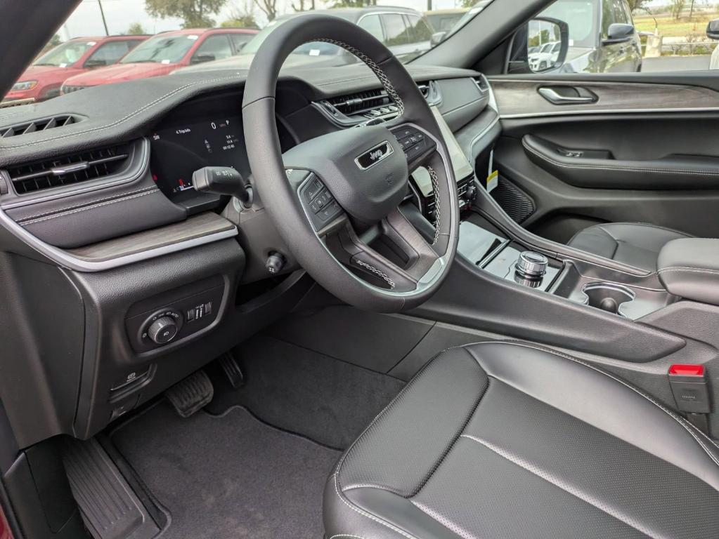 new 2025 Jeep Grand Cherokee L car, priced at $42,535