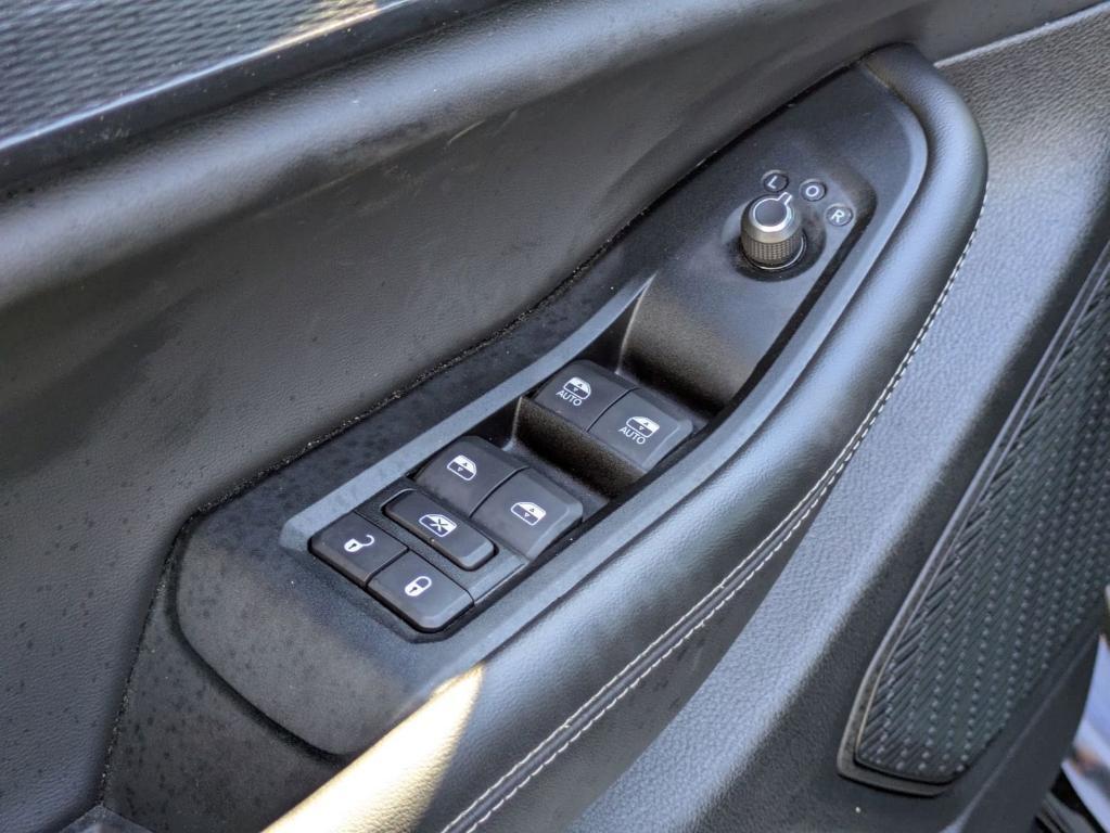 used 2025 Jeep Grand Cherokee car, priced at $33,985