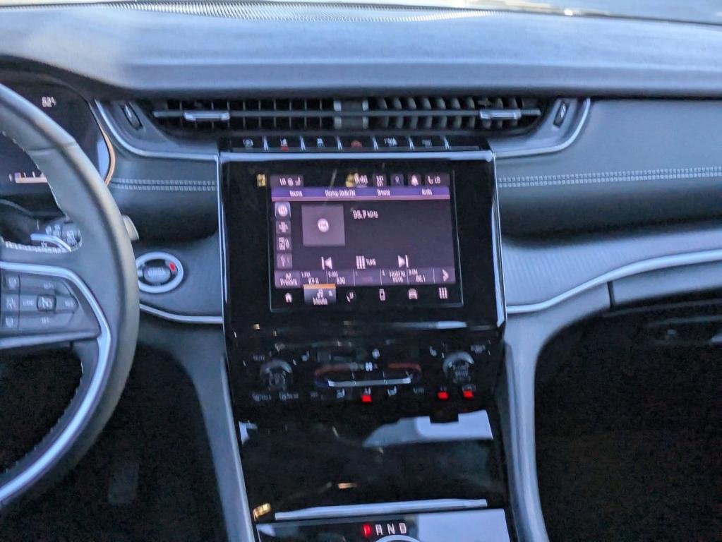 used 2025 Jeep Grand Cherokee car, priced at $33,985