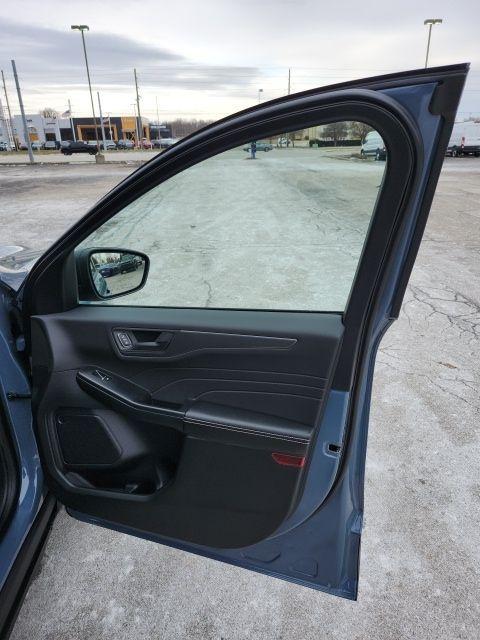 new 2026 Ford Escape car, priced at $31,075