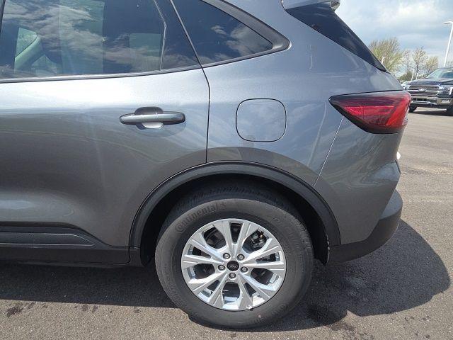 used 2025 Ford Escape car, priced at $22,914