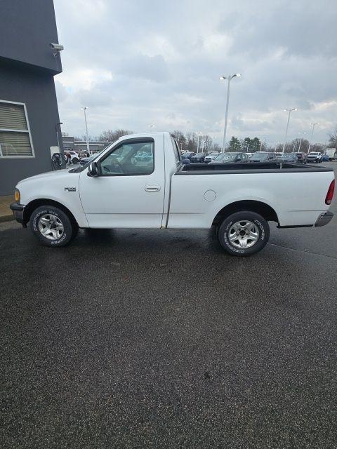 used 1998 Ford F-150 car, priced at $7,995