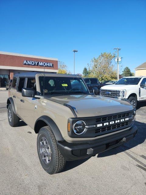 new 2025 Ford Bronco car, priced at $42,768