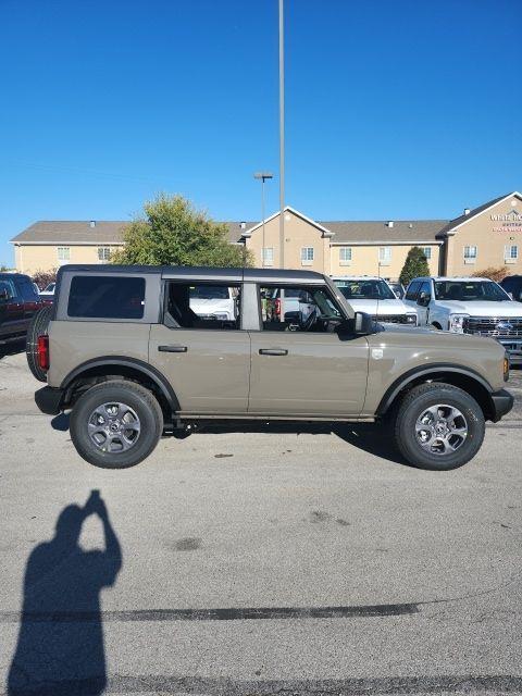 new 2025 Ford Bronco car, priced at $42,768