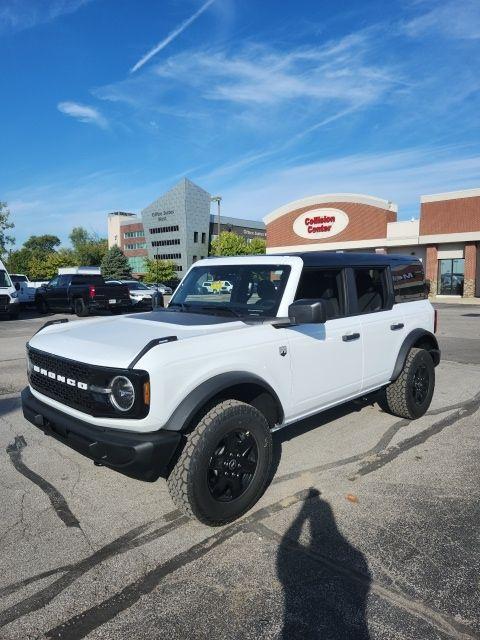 new 2025 Ford Bronco car, priced at $42,709