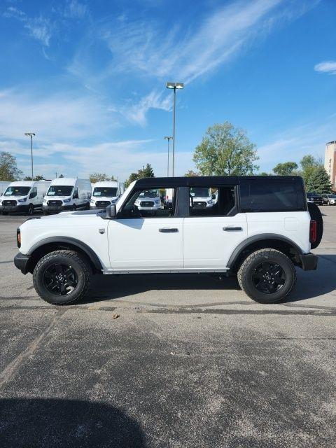 new 2025 Ford Bronco car, priced at $42,709