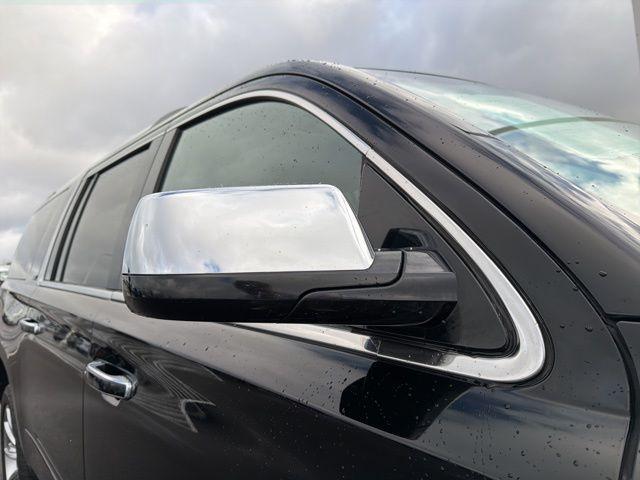 used 2016 Chevrolet Suburban car, priced at $26,437