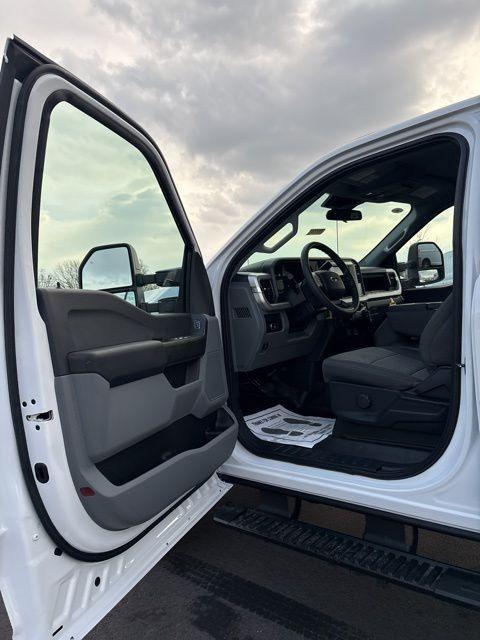 new 2026 Ford F-350 car, priced at $67,270