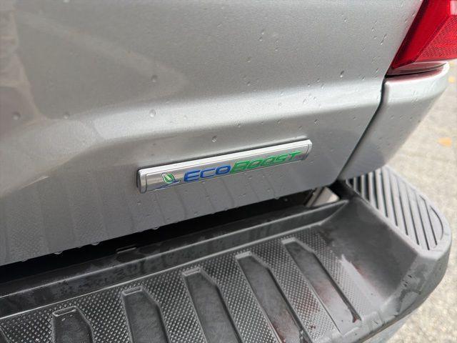 used 2022 Ford F-150 car, priced at $32,000