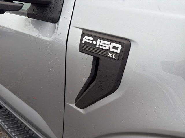 used 2022 Ford F-150 car, priced at $32,000