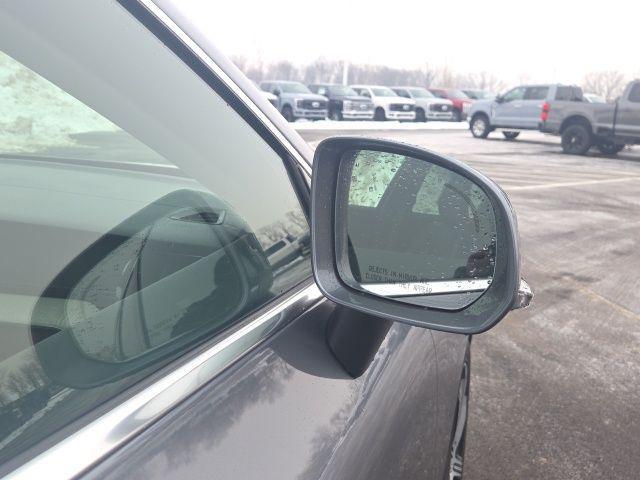 used 2021 Volvo XC60 car, priced at $30,255
