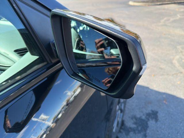 used 2022 Chevrolet Equinox car, priced at $20,991