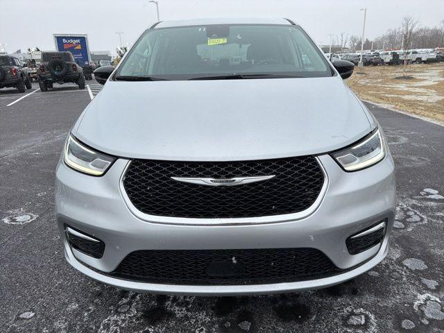 used 2024 Chrysler Pacifica car, priced at $26,223