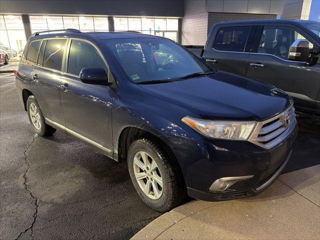 used 2011 Toyota Highlander car, priced at $11,498