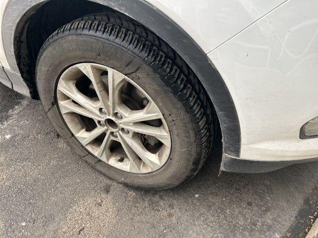 used 2017 Ford Escape car, priced at $6,798