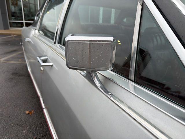 used 1979 Lincoln Continental car, priced at $9,899