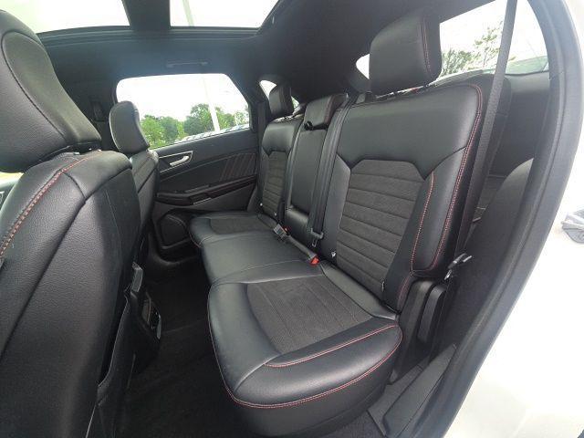used 2023 Ford Edge car, priced at $28,835