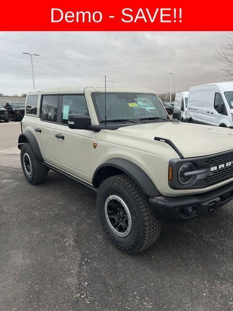 new 2025 Ford Bronco car, priced at $60,000