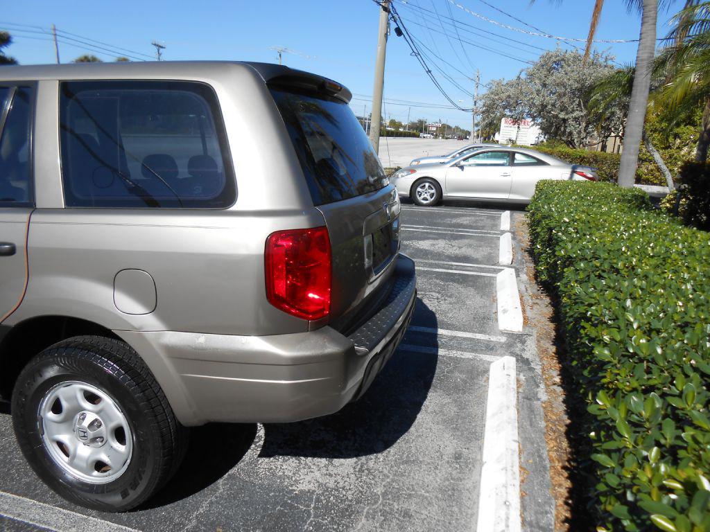 used 2003 Honda Pilot car, priced at $3,671