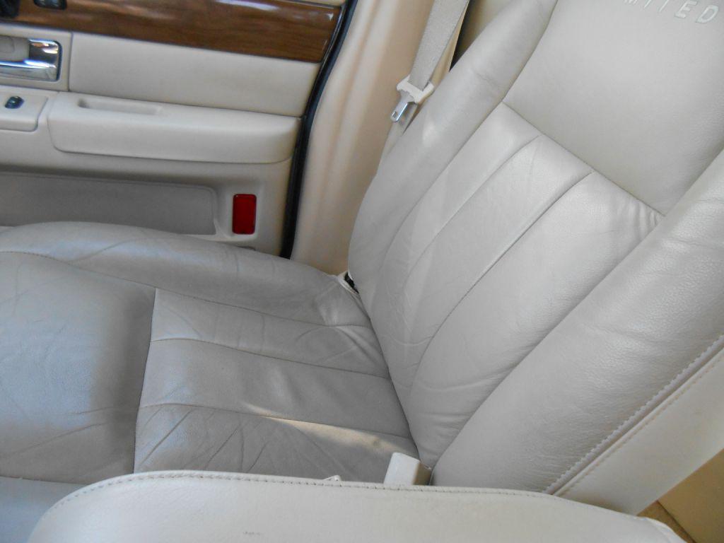 used 2006 Mercury Grand Marquis car, priced at $5,457