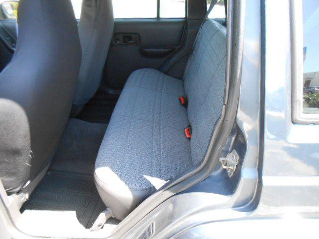 used 2001 Jeep Cherokee car, priced at $6,500