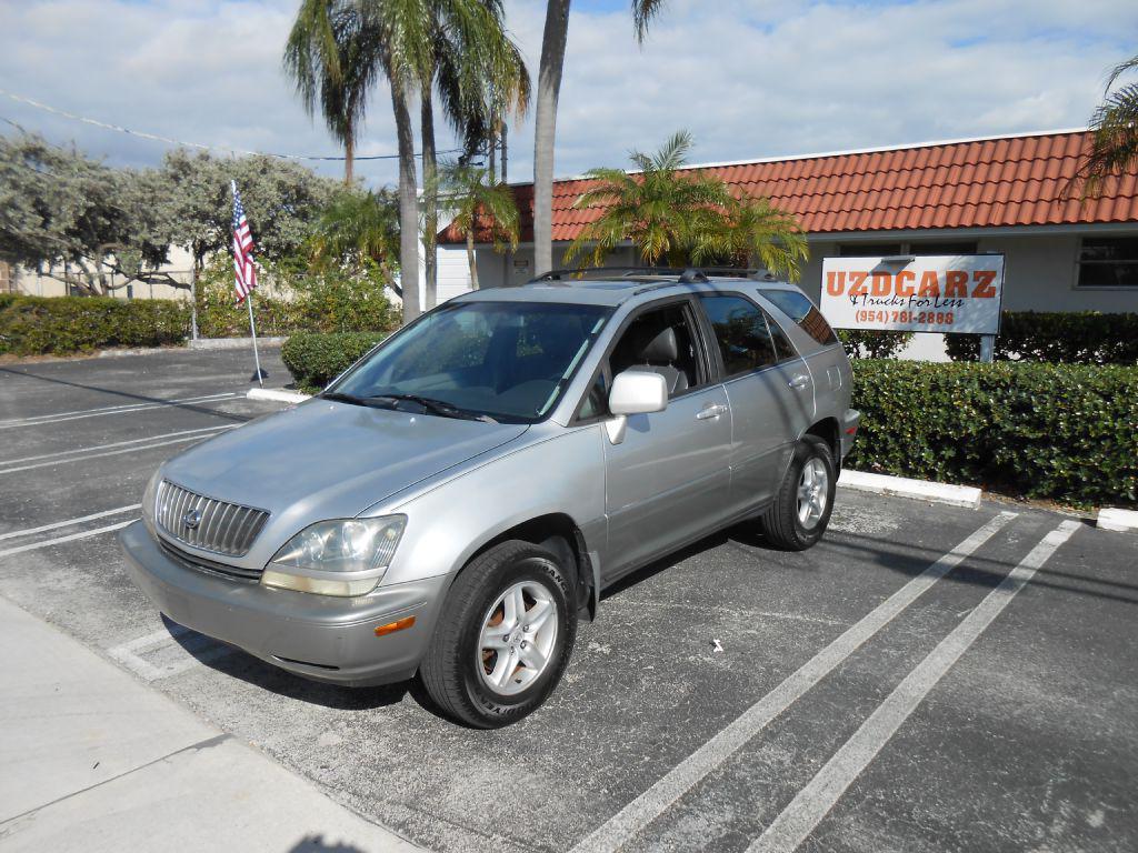 used 2000 Lexus RX 300 car, priced at $2,890