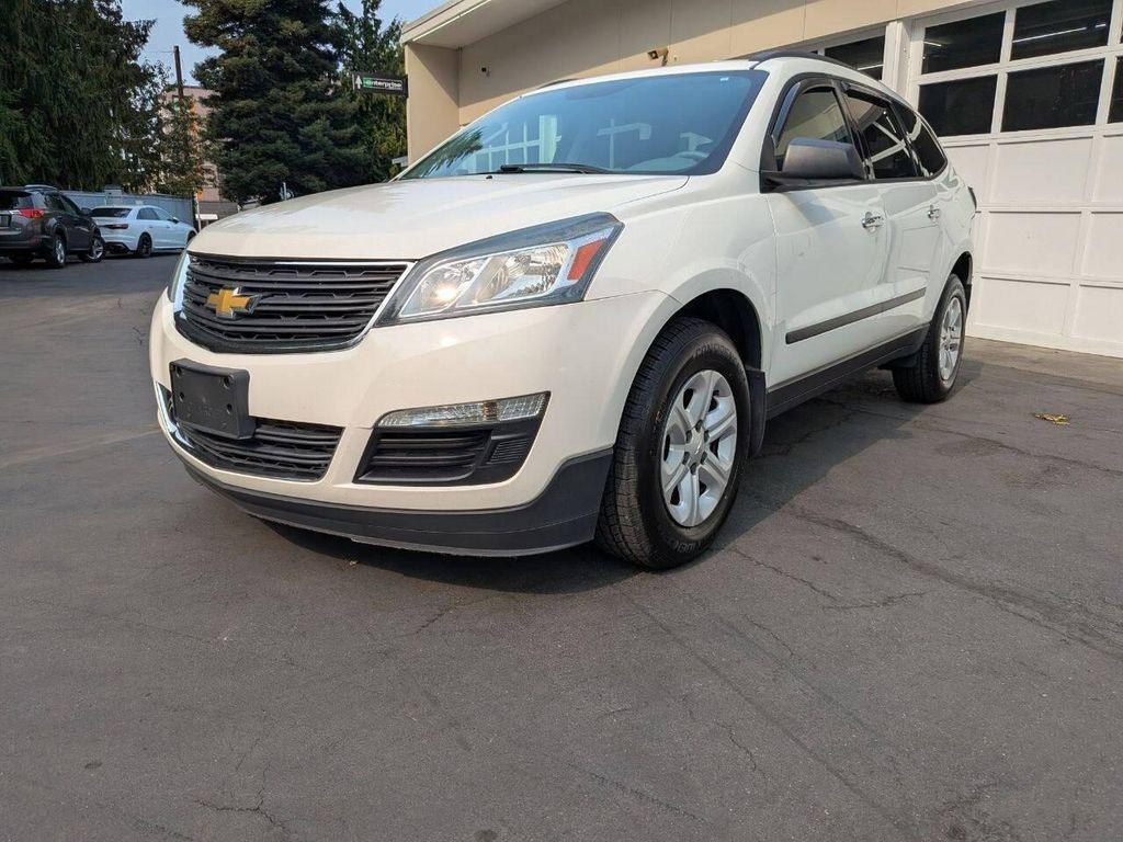 used 2014 Chevrolet Traverse car, priced at $8,800