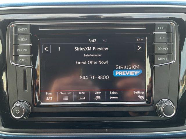 used 2018 Volkswagen Beetle car, priced at $23,749