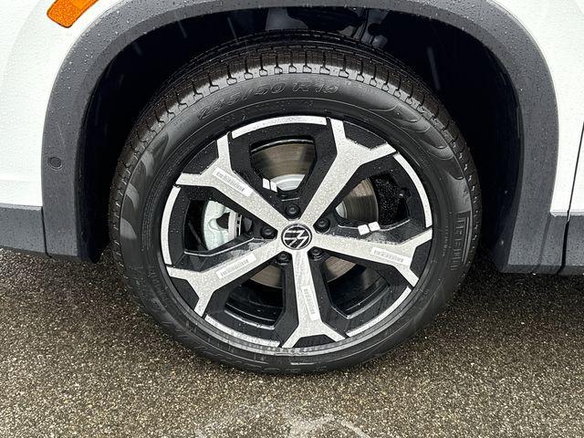 new 2026 Volkswagen Tiguan car, priced at $38,676