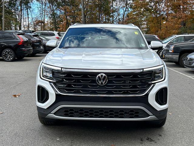 new 2026 Volkswagen Atlas Cross Sport car, priced at $51,317