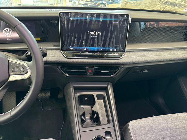 new 2025 Volkswagen Tiguan car, priced at $33,184