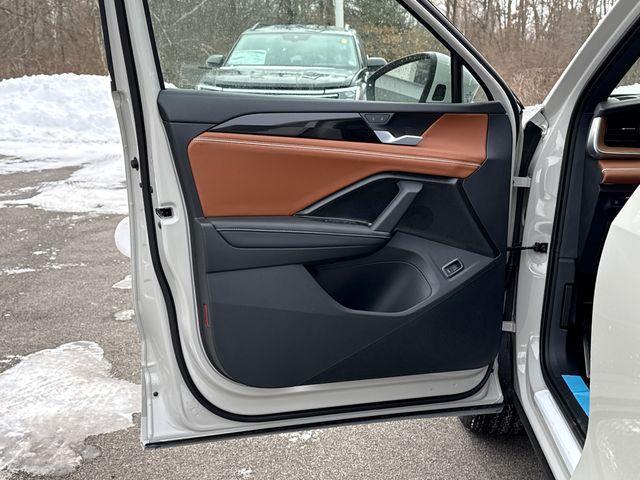 new 2026 Volkswagen Tiguan car, priced at $45,741