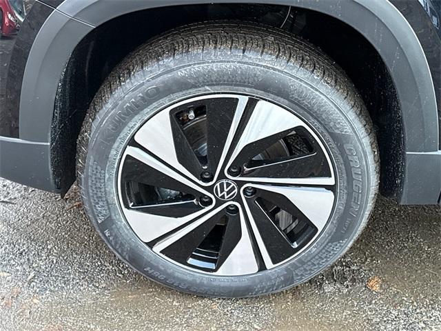 new 2026 Volkswagen Taos car, priced at $34,411