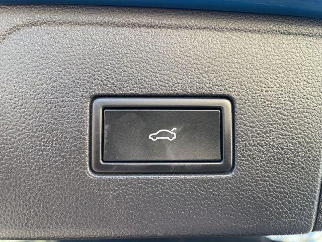 used 2025 Volkswagen Atlas car, priced at $39,889