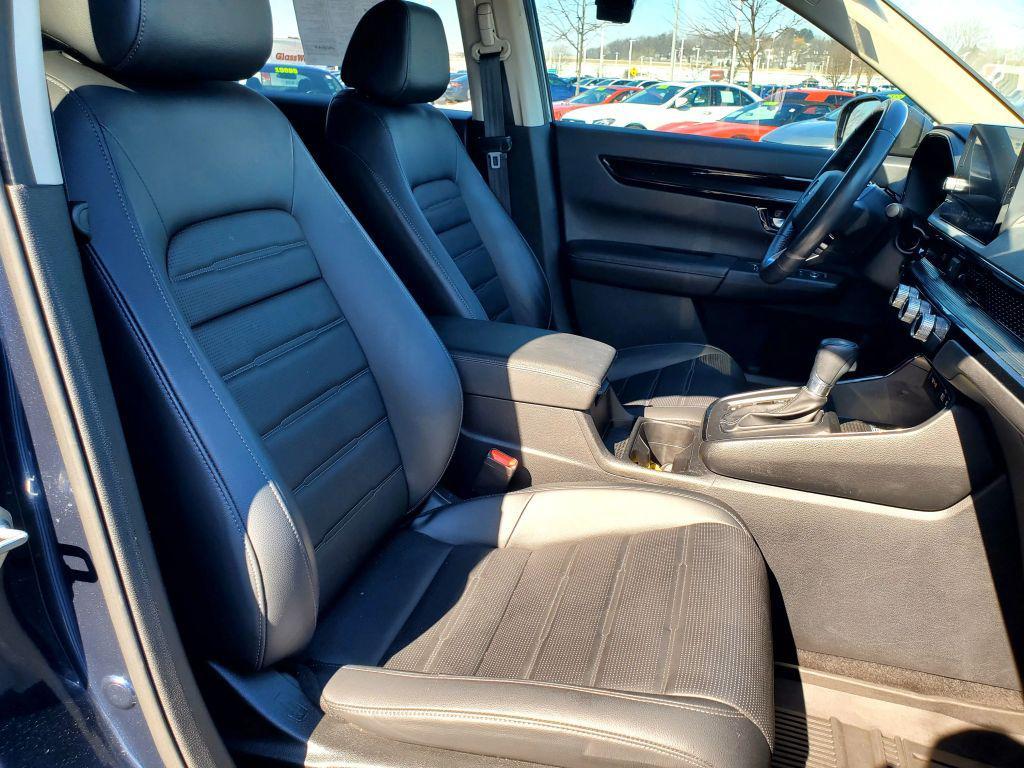 used 2024 Honda CR-V car, priced at $27,995
