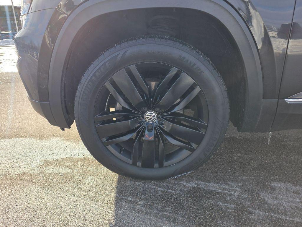 used 2019 Volkswagen Atlas car, priced at $19,995