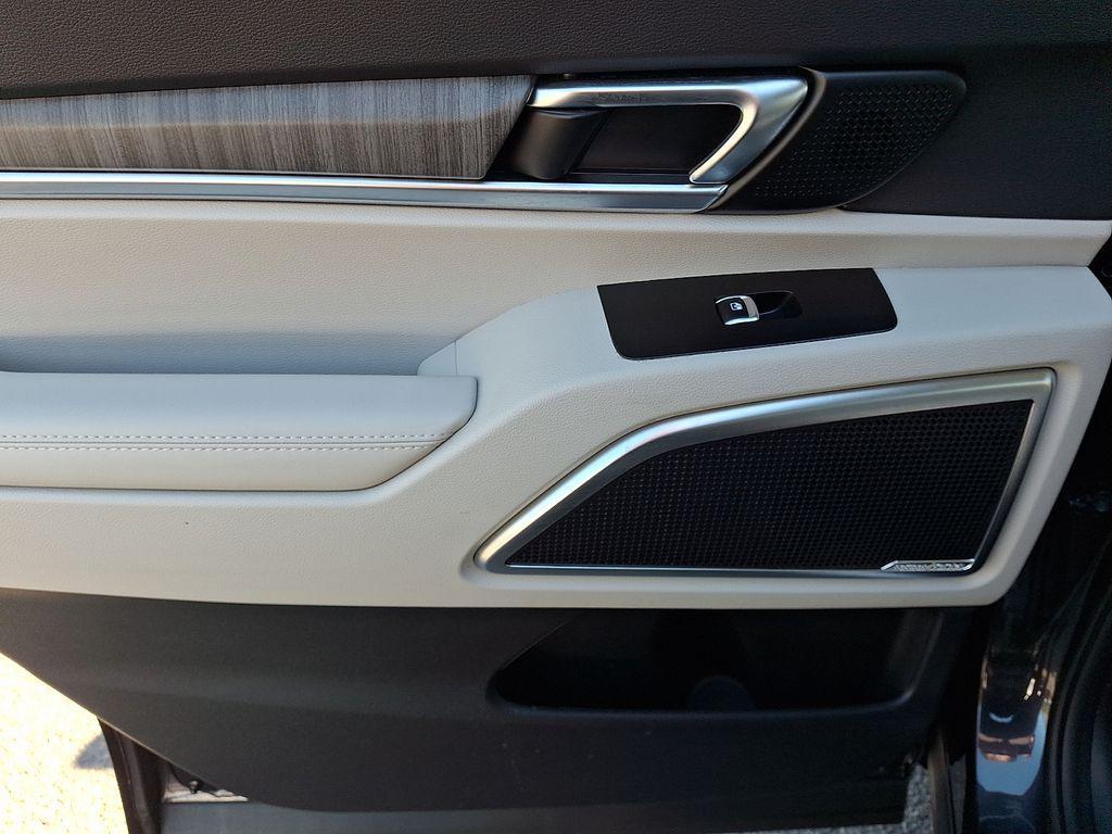 used 2025 Kia Telluride car, priced at $42,000