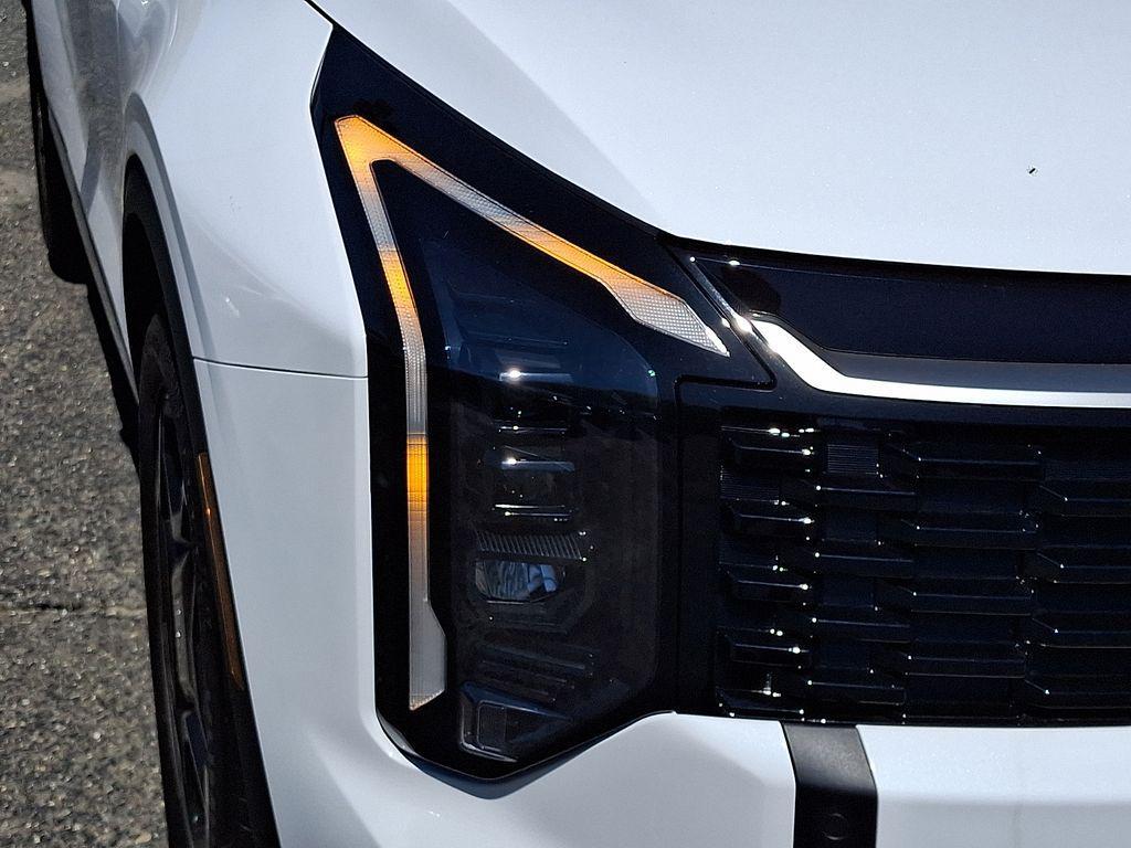 new 2026 Kia Sportage car, priced at $32,645