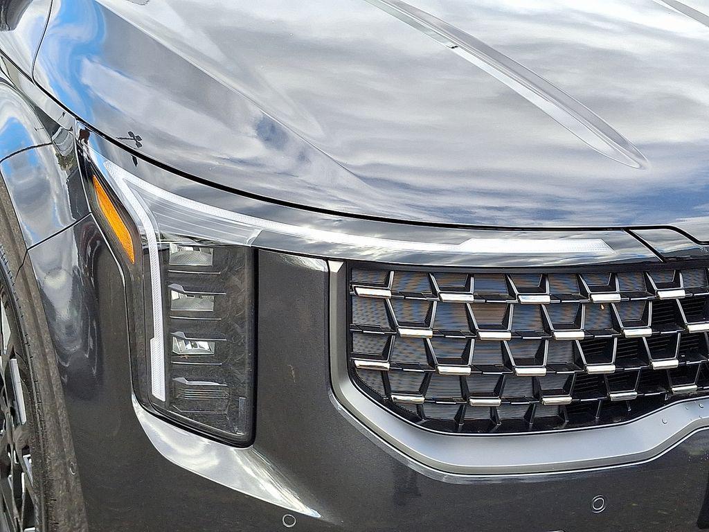 new 2026 Kia Carnival Hybrid car, priced at $50,900
