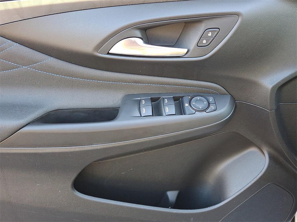 used 2025 Buick Envista car, priced at $24,900